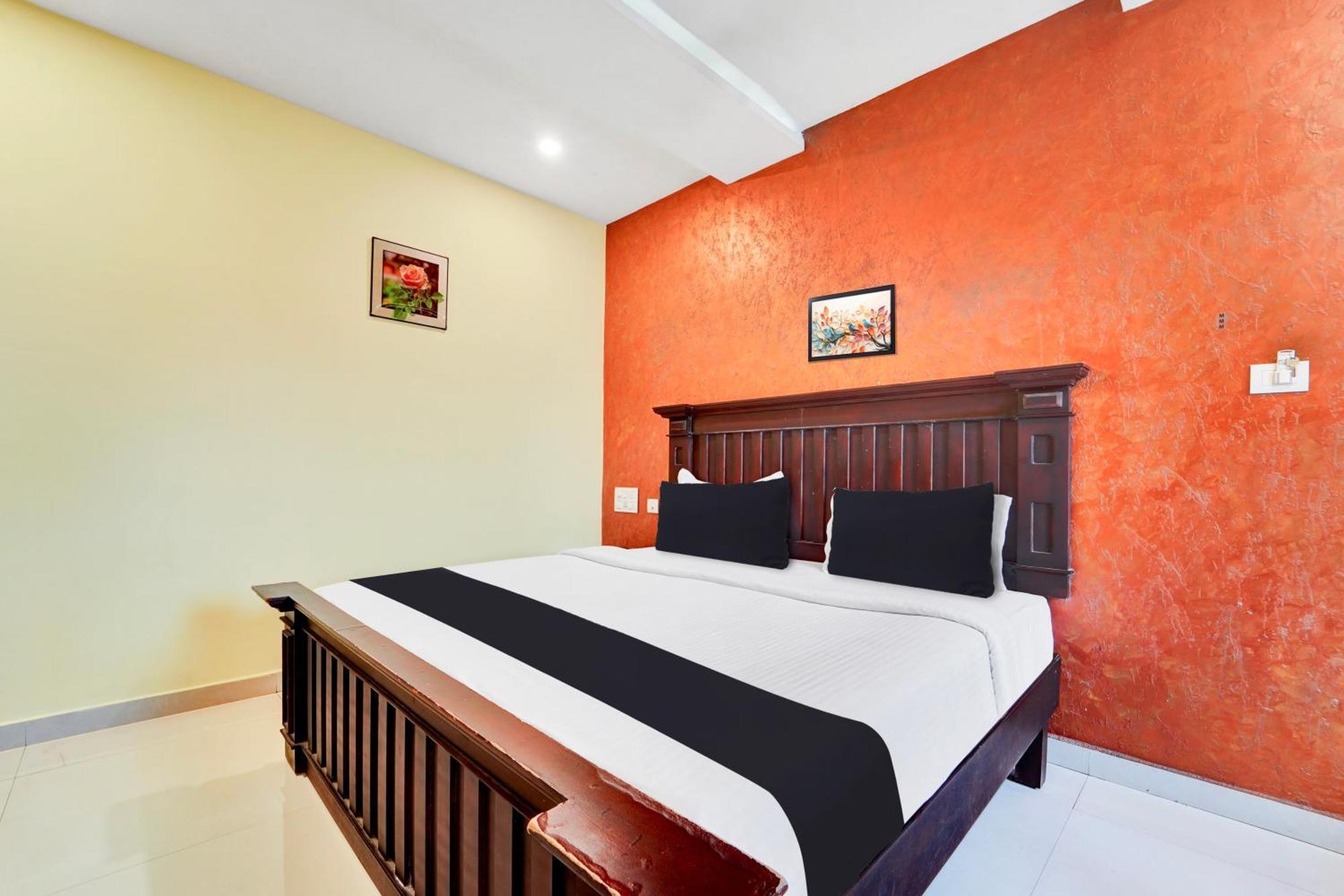 Super Townhouse Ernakulam North Otel Kochi Dış mekan fotoğraf