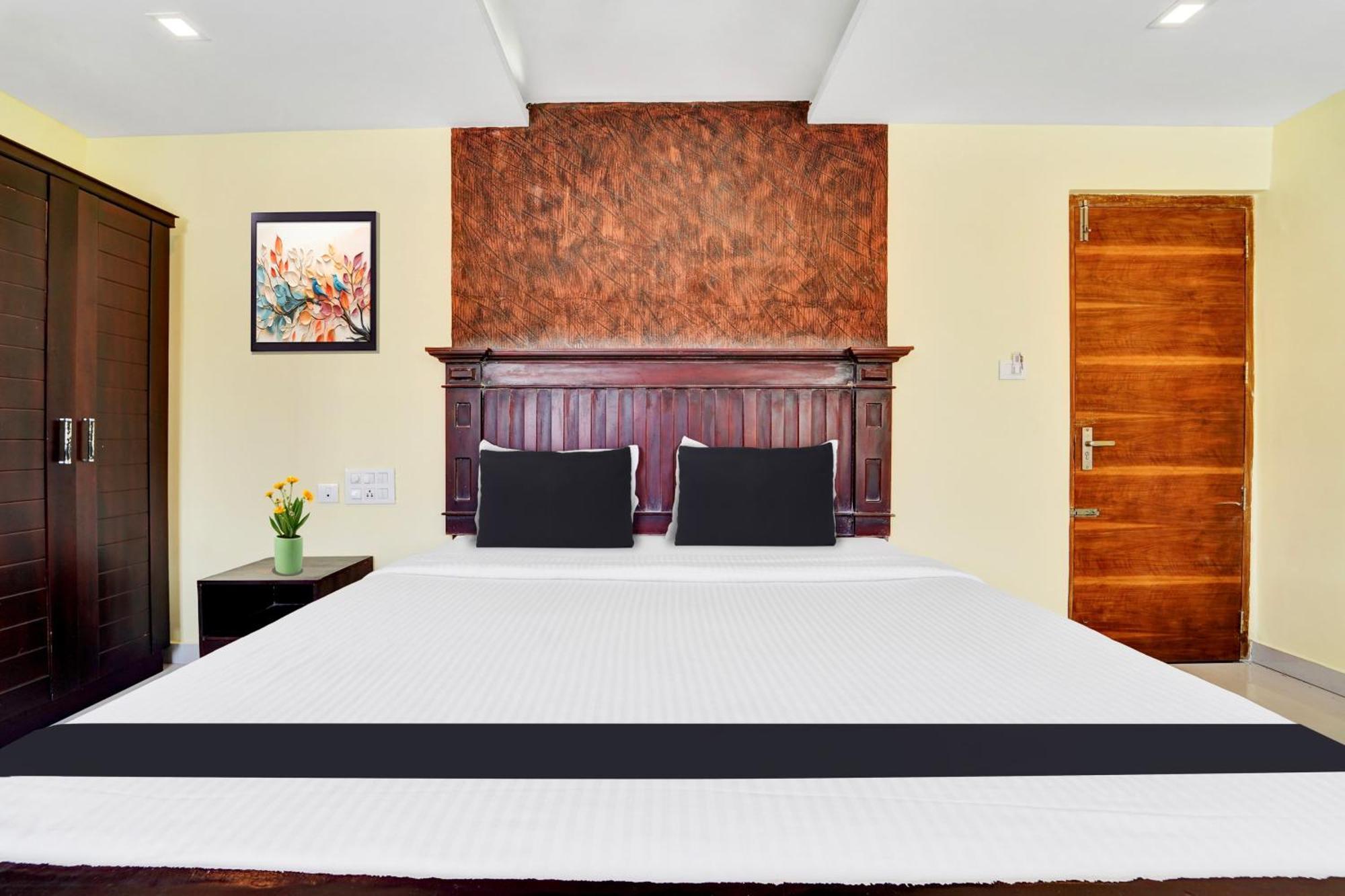 Super Townhouse Ernakulam North Otel Kochi Dış mekan fotoğraf
