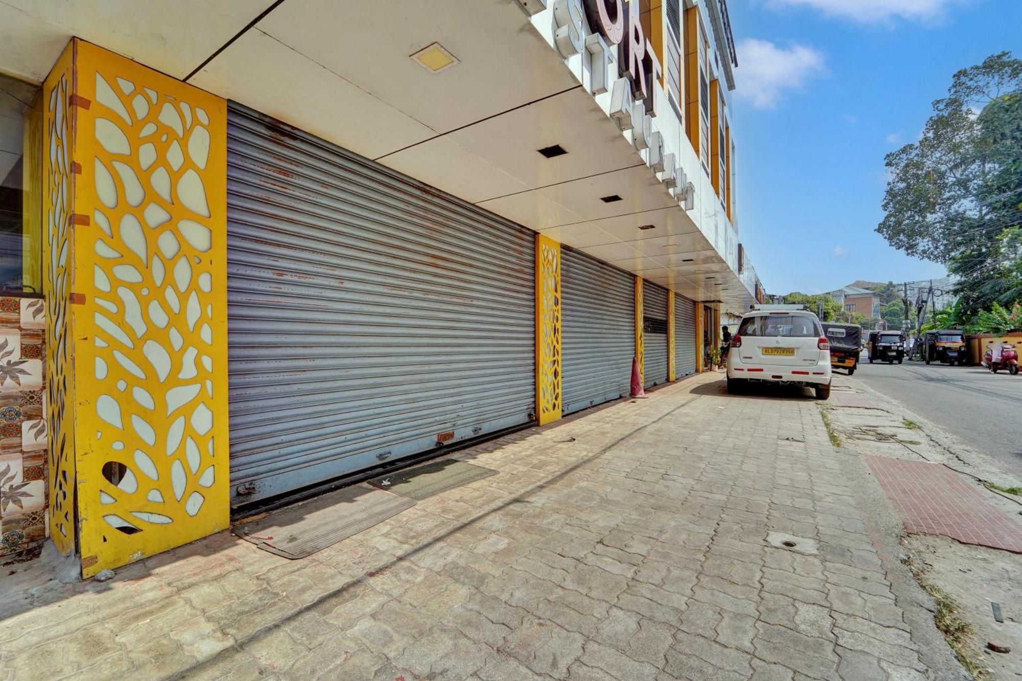 Super Townhouse Ernakulam North Otel Kochi Dış mekan fotoğraf